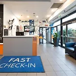 Ibis Budget Bronowice Hotel *