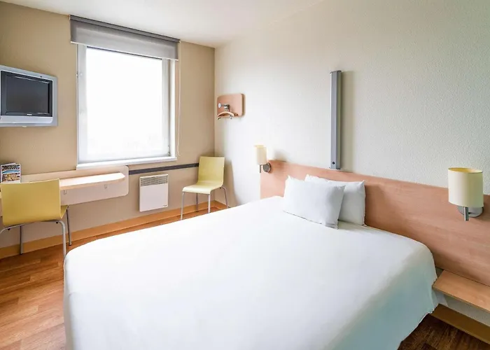 Отель Ibis Budget Bronowice *