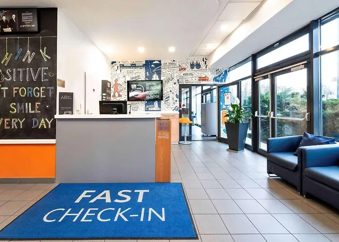 Ibis Budget Bronowice Отель