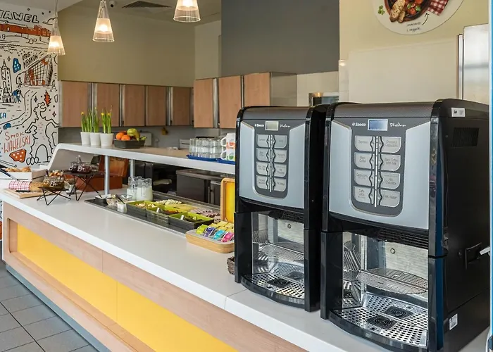 Ibis Budget Bronowice Отель *